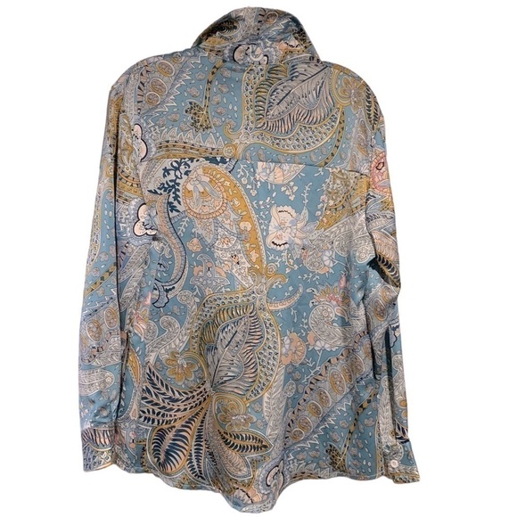 Papaya Long Sleeve Blue Button Front Paisley Shirt - Picture 2 of 8